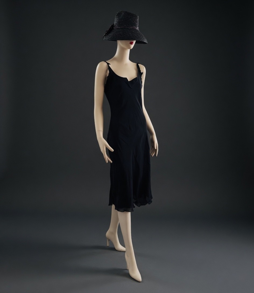 Vintage LAPIS Women Gown M Black V Neck Ruffle Sheer Ball Gown Tie Shoulder Midi - Picture 6 of 13
